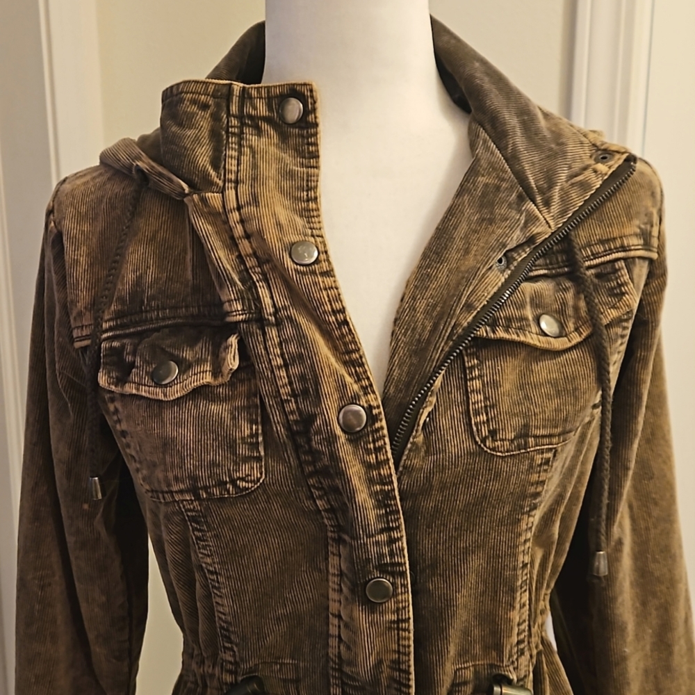 Full Tilt Jacket - Picture 2 of 8